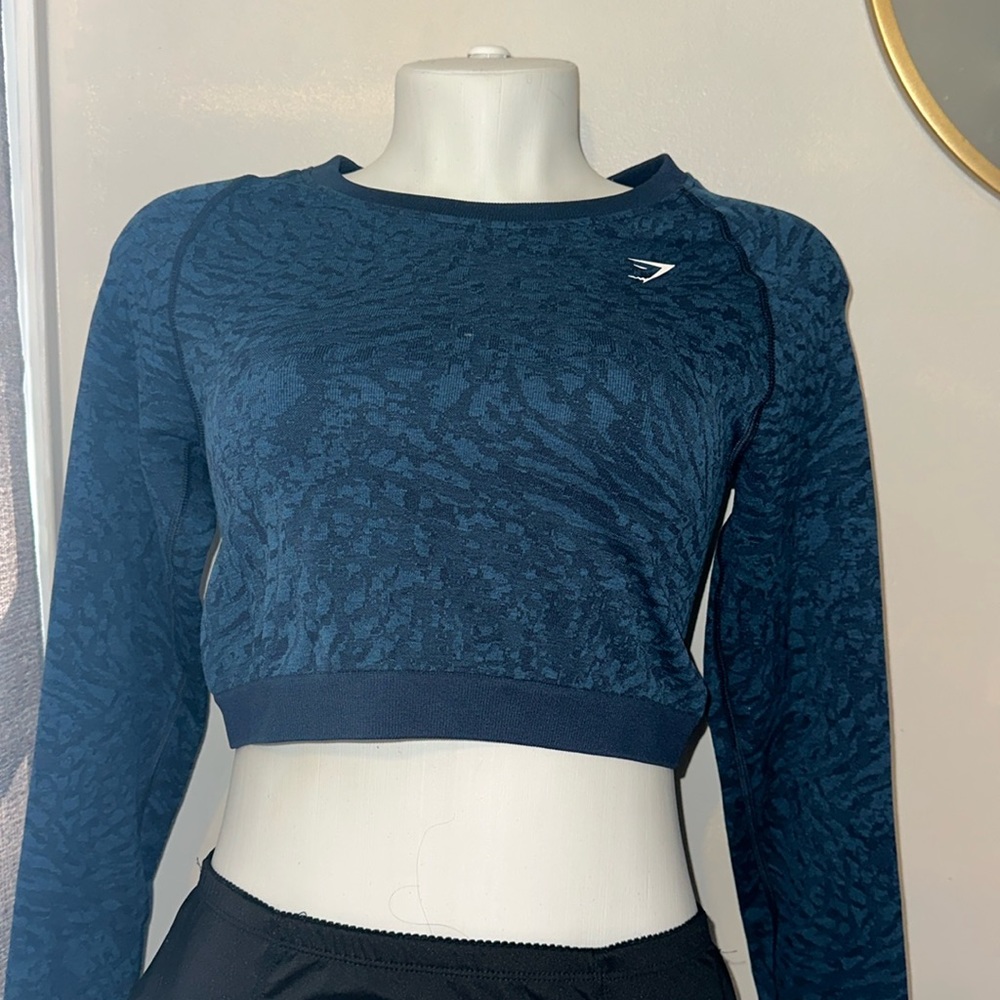 Gym shark compression top